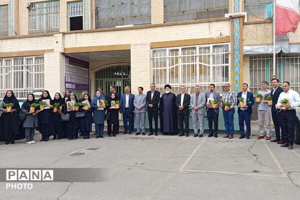  تقدیر از منتخبین منطقه‌ای و استانی