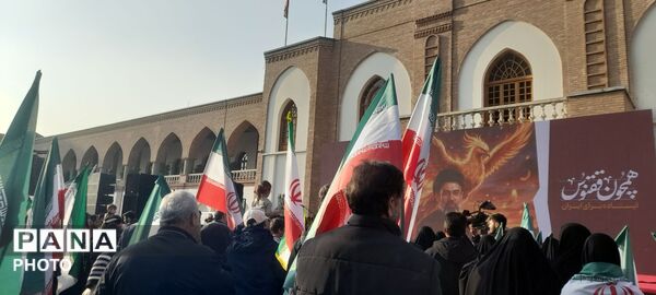 بیعت نوجوانان با رهبر انقلاب در تهران
