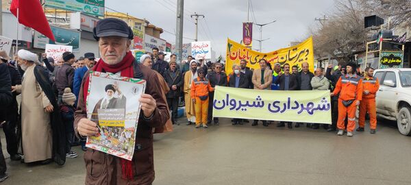 شرکت مردم شهید پرور شهرستان شیروان در راهپیمایی ۲۲ بهمن