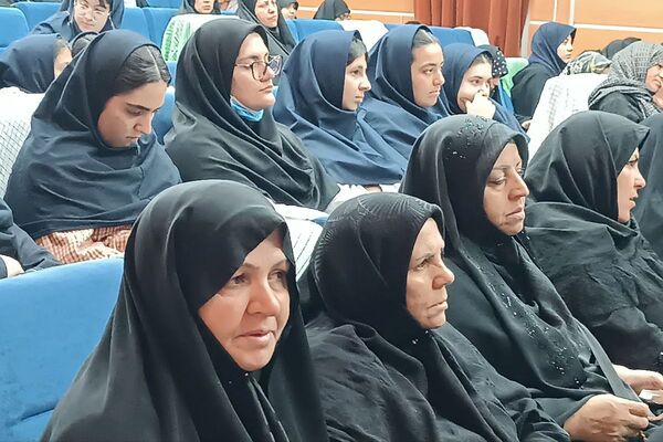 همایش بزرگ نسل قله نشینان در قرچک