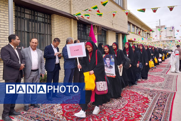 ناحیه یک شیراز میزبان گل‌های قرآنی