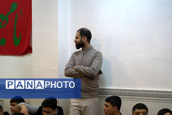 جشن پیروز انقلاب در دبیرستان تهرانی باقرشهر 