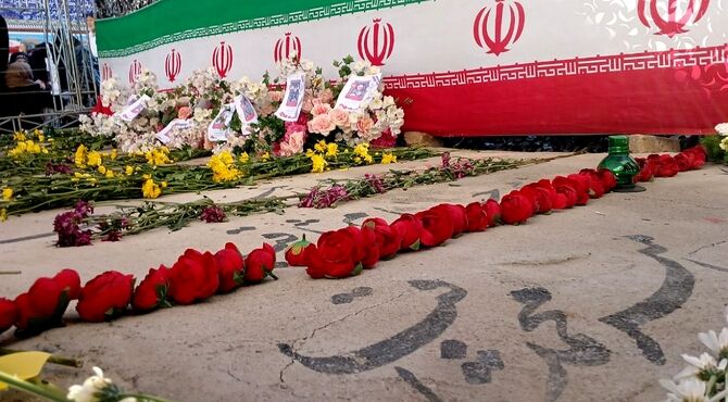 یاد‌بود معلمان شهید در‌ امامزاده اسماعیل شهریار