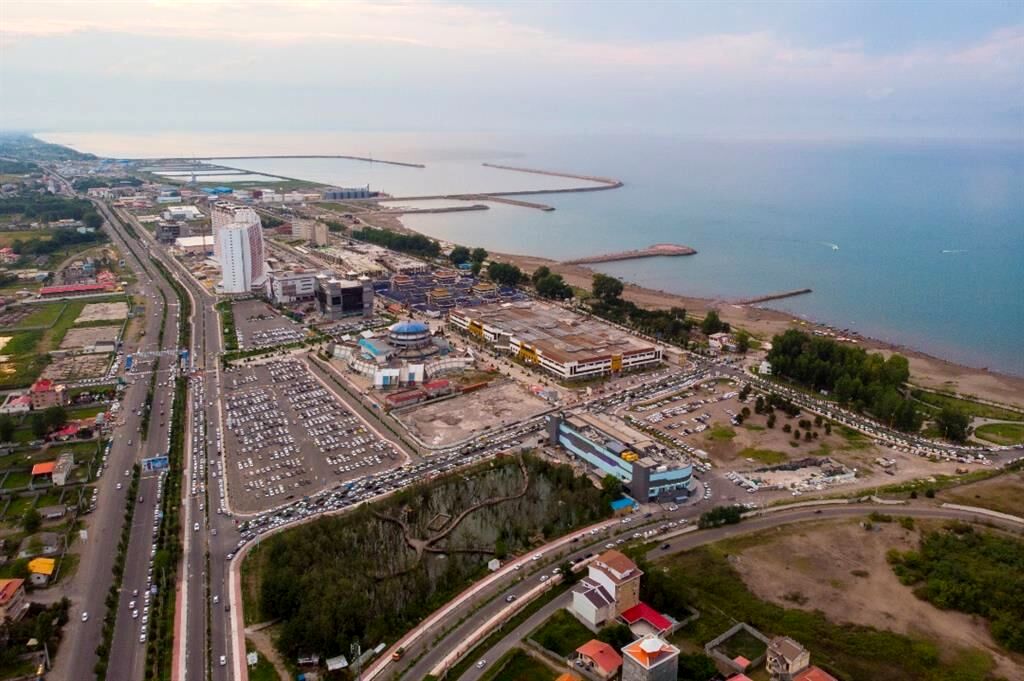 سفر مهاجرانی به منطقه آزاد انزلی