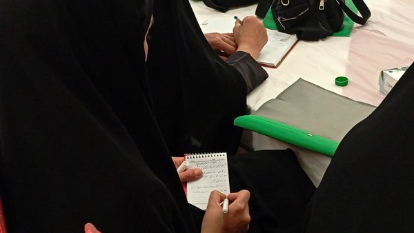 دوره توانمندسازی زیست‌محیطی برای مراقبان سلامت مدارس ابتدایی در چهارمحال و بختیاری