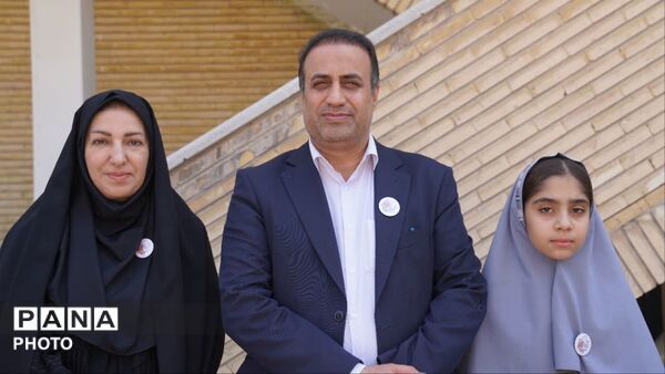 آیین استانی نامگذاری هنرستان دخترانه به نام استاد محمد صیرفیان