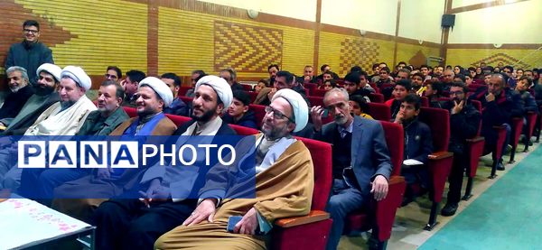 اجلاسیه سراسری نماز دانش‌آموزی شهرستان ملایر