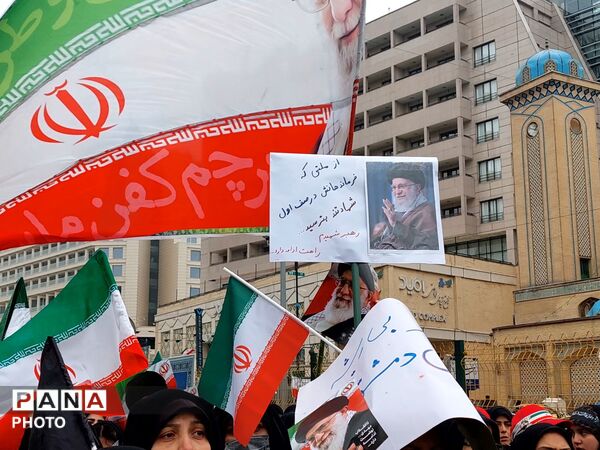 اجتماع نوجوانان تشکل های دانش‌آموزی در مشهد