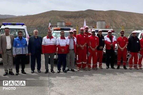 دیدار رئیس و کارکنان جمعیت هلال‌احمر شهرستان فیروزکوه با فرماندار