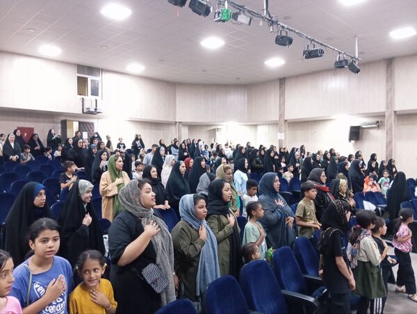 محفل دختران حاجی آباد برای تجدید بیعت با علی (ع)