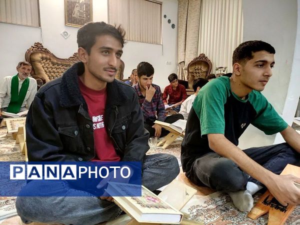 محفل انس با قرآن در آستانه به امامت رسیدن صاحب الزمان (عج)