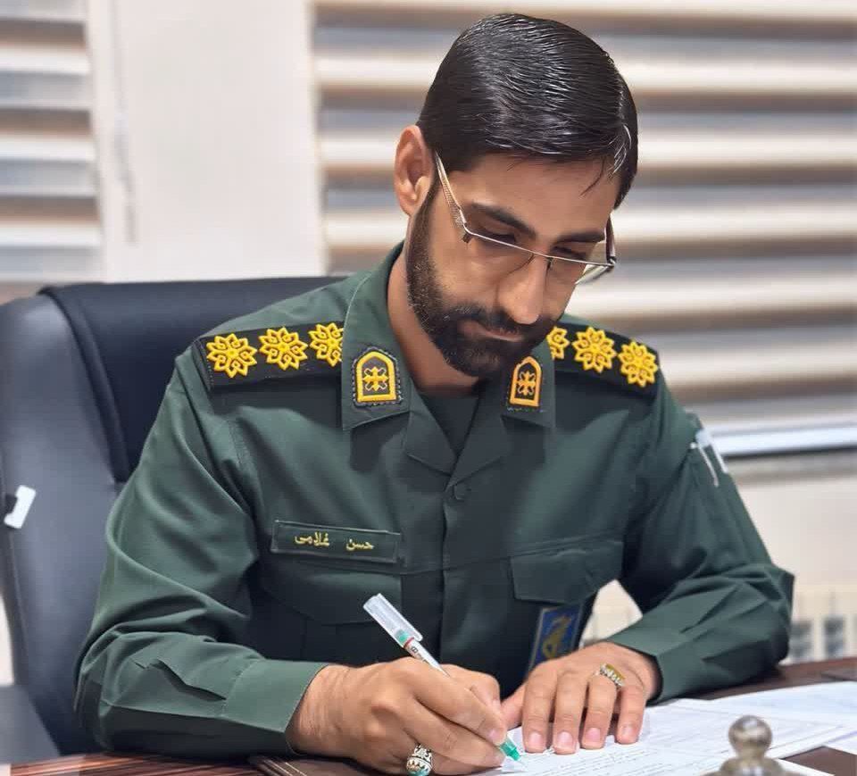 شهیدان، جان خود را فدای آرمان‌های بلند این سرزمین کردند و یاد و خاطره‌شان همواره در دل ملت ایران زنده است
