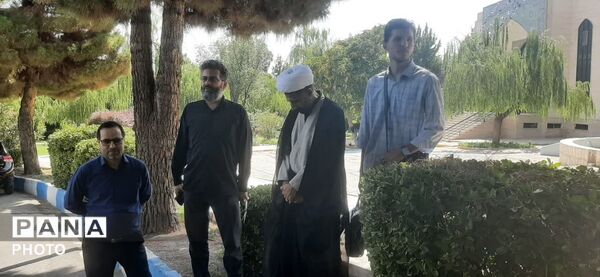 اعزام کاروان‌های دانشجویی دانشگاه‌های  آزاد استان البرز به کربلای معلی