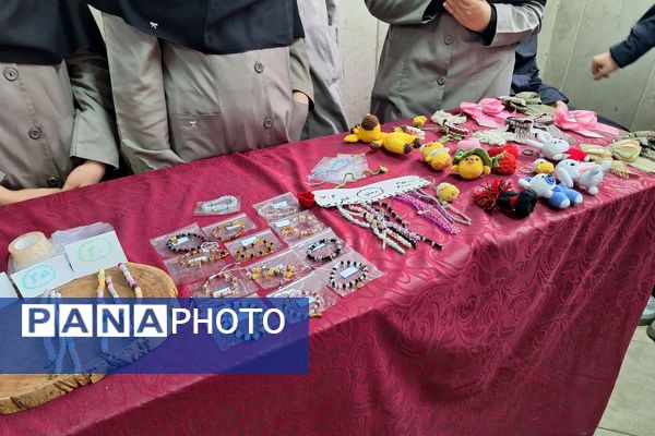 جشنواره ایرانمون در دبیرستان خدیجه کبری (س) پردیس