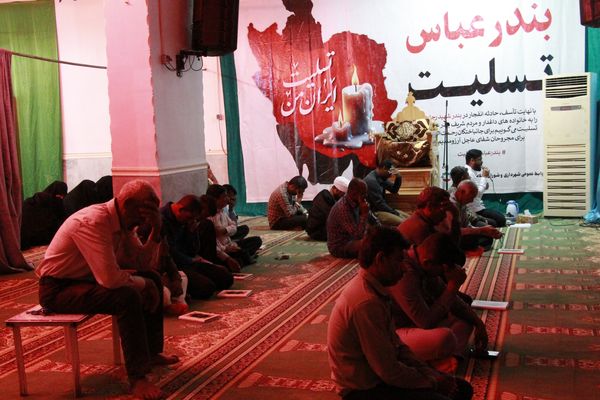 همدلی رودانی‌ها با خانواده‌های حادثه دیده بندر شهید رجایی