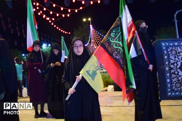 فارسان سیاه‌پوش محرم شد