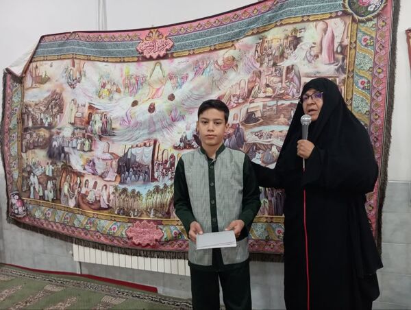 برگزاری صبحگاه مهدویت در مدرسه پیروزی