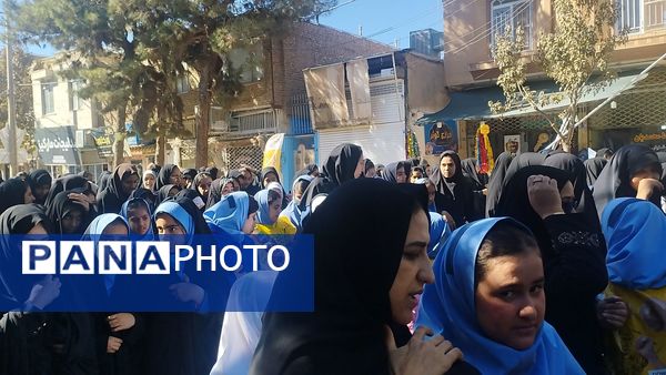 اقتدار ملت ایران در راهپیمایی روز ۱۳ آبان شهرستان خلیل‌آباد 