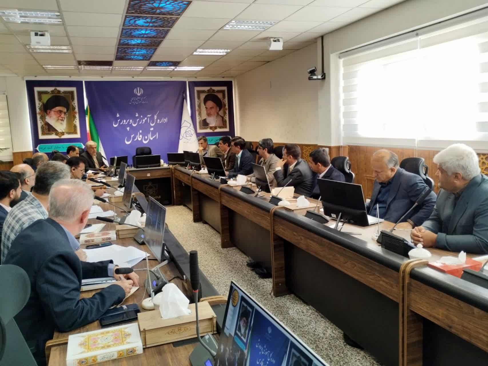 ۲۰۱معلم نمونه استان فارس تقدیر می شوند