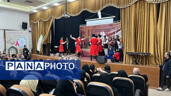 جشن هنگامه یلدا به‌مناسبت گرامیداشت میلاد حضرت فاطمه (س) برای بانوان آموزش و پرورش آذربایجان شرقی