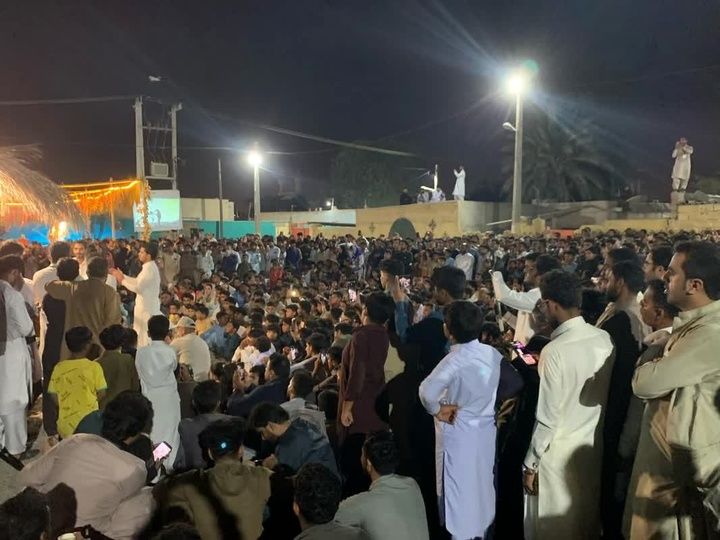 جشنواره گردشگری «بازار کدیم» در محله تاریخی سرخ‌ریگ چابهار برگزار شد