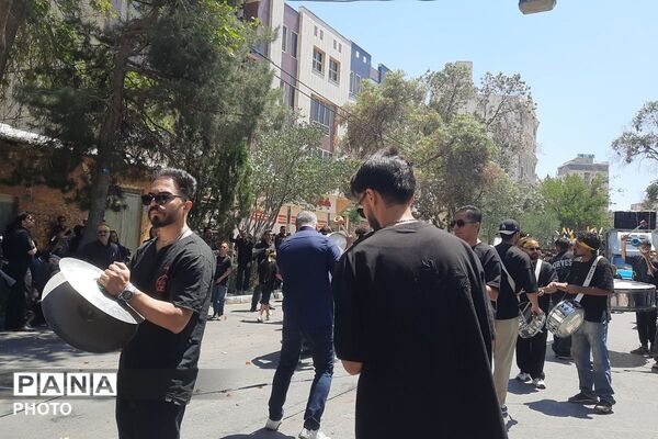 طنین نوای «یا حسین» در عاشورای حسینی  استان مرکزی 