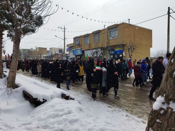 راهپیمایی یوم الله ۲۲ بهمن در شهر راز