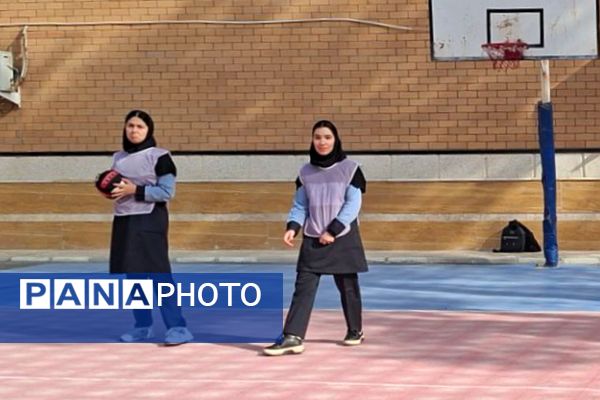 مسابقات ورزشی بین مدارس جام اقتدار ایران در دبیرستان نمونه‌دولتی ولایت