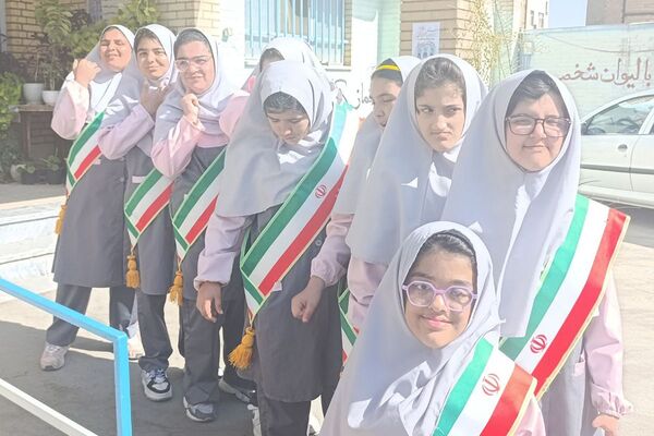 شور و نشاط پارالمپیکی در قاب مدرسه استثنایی نور ۲ وحیدیه