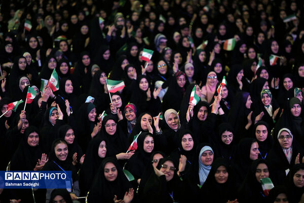 آیین استقبال از نو دانشجو معلمان دانشگاه فرهنگیان