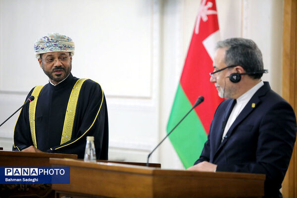 دیدار وزیر خارجه عمان با وزیر خارجه ایران