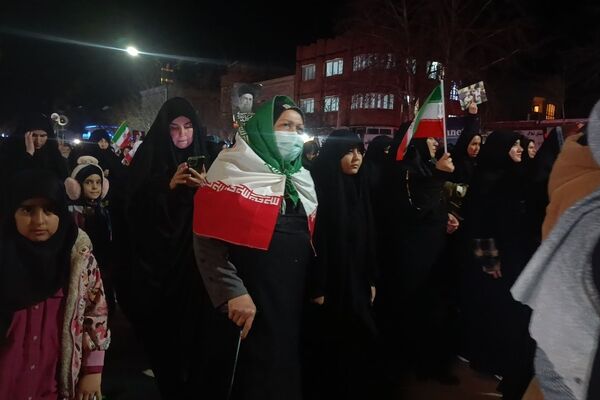 حضور پرشور مردم انقلابی آشخانه در عزاداری رهبر انقلاب