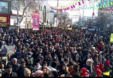 حماسه‌ای از جنس انقلاب در شهر قروه