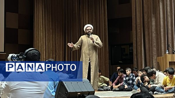 همایش نبرد رسانه‌ای در یزد