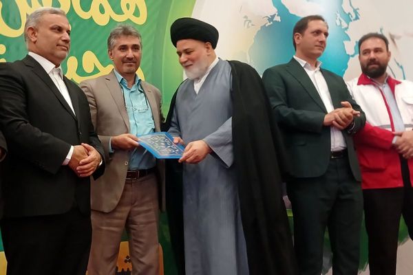 همایش هفته محیط زیست در بهارستان دو