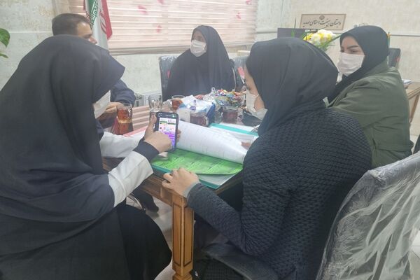 بازدید از وضعیت بهداشت و پایگاه‌های تغذیه سالم مدارس پاکدشت 