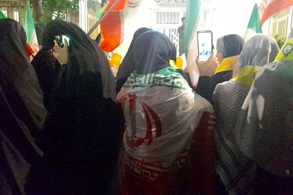 اجتماع دختران جان فدای ایران