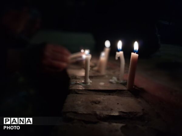 حال‌وهوای عاشورایی بلوار فضل همراه با روشن کردن شمع