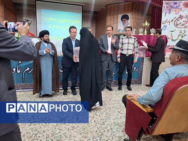 جشن باشکوه تجلیل از 400 نفر برتر حوزه پرورشی و تربیت‌بدنی در شهرستان بختگان