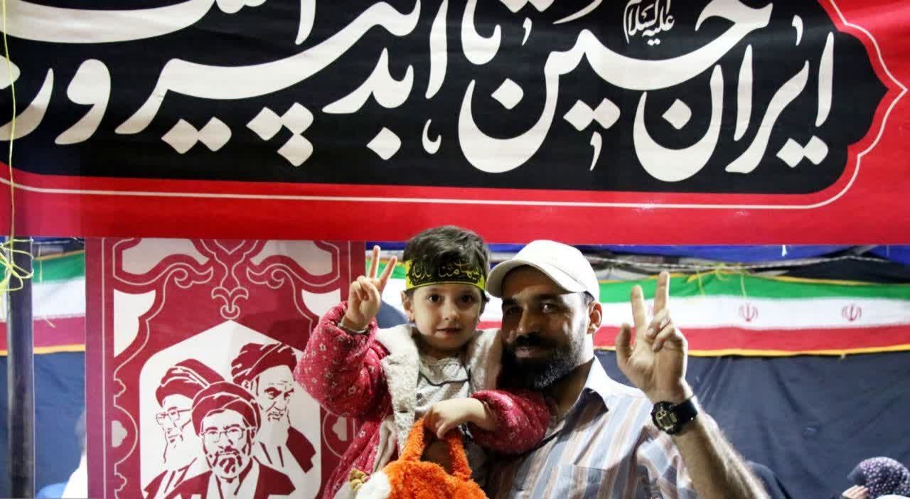 ایران حسین تا ابد پیروز است