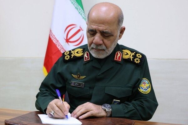 پیام تبریک فرمانده قرارگاه خاتم درپی انتصاب دوباره حجت‌الاسلام اژه‌ای