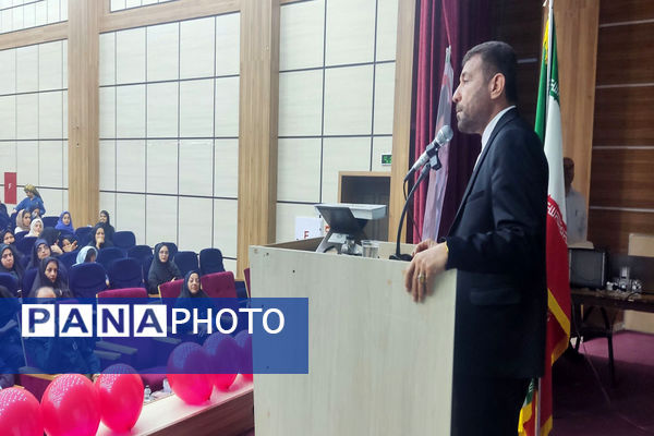 تجلیل از معلمان نمونه شهرستان گناوه