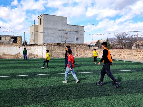افتتاح چمن مصنوعی روستای قره مصلی