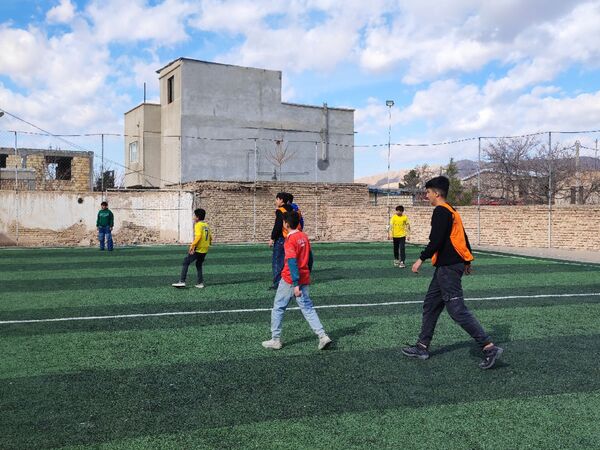 افتتاح چمن مصنوعی روستای قره مصلی