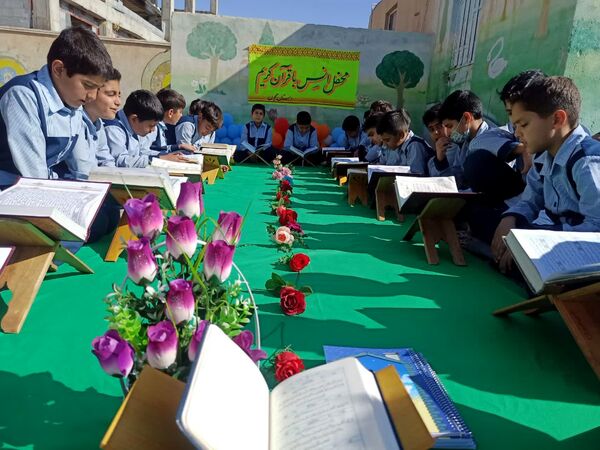 شمیم قرآن در مدارس خاتم 