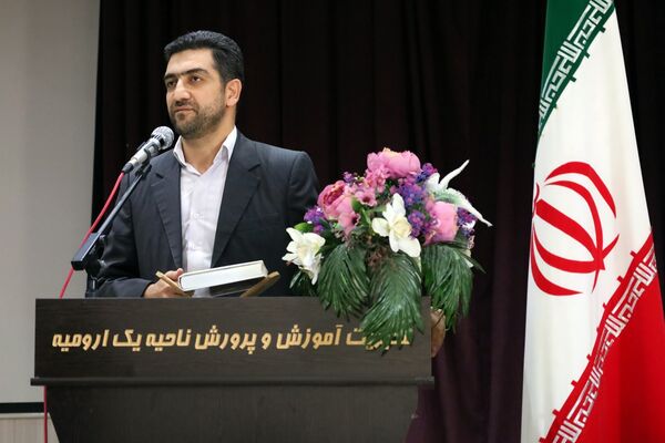 مراسم هفته پیوند اولیا و‌ مربیان در آذربایجان غربی