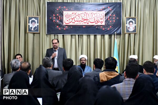  بیعت فرهنگیان آموزش و پرورش مه ولات با رهبر جمهوری اسلامی ایران