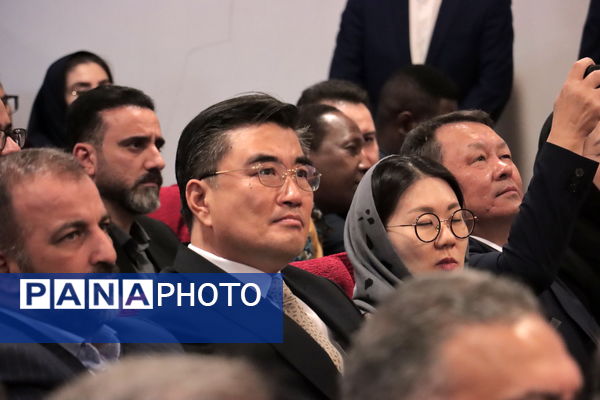 هفدهمین نمایشگاه بین‌المللی سنگ ایران در شهر نیم ور افتتاح شد