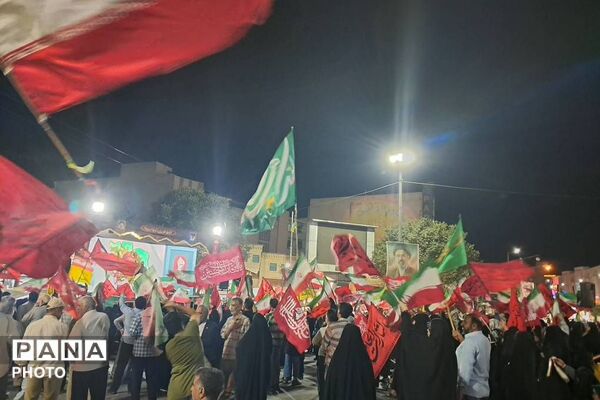 حضور دانش‌آموزان دبیرستان اسلامی تزکیه ناحیه دو شهرری در تجمعات شبانه 