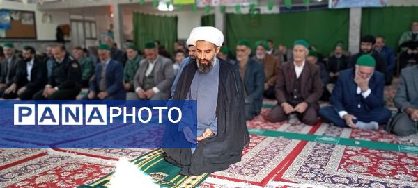 اقامه نماز عبادی،سیاسی جمعه همزمان با ایام دهه فجر در شهر بار نیشابور